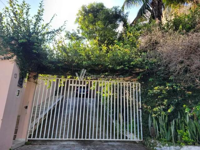 Casa / Sobrado para Locação em Valinhos/SP Vila Moletta 5 Quartos