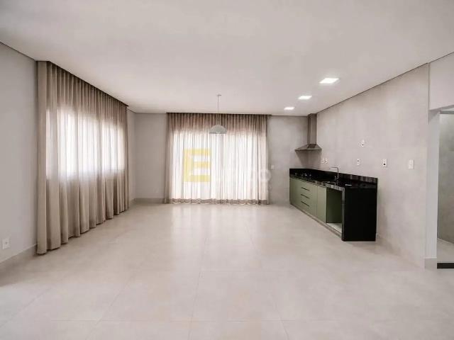 Casa / Sobrado para Locação em Valinhos/SP Vila Santana 2 Quartos