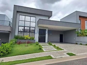 Casa / Sobrado para Locação em Valinhos/SP Chácaras Alpina 3 Quartos