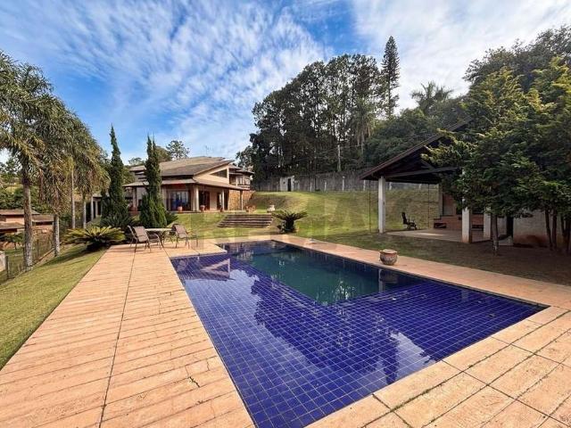 Casa / Sobrado para Locação em Valinhos/SP Dois Córregos 3 Quartos