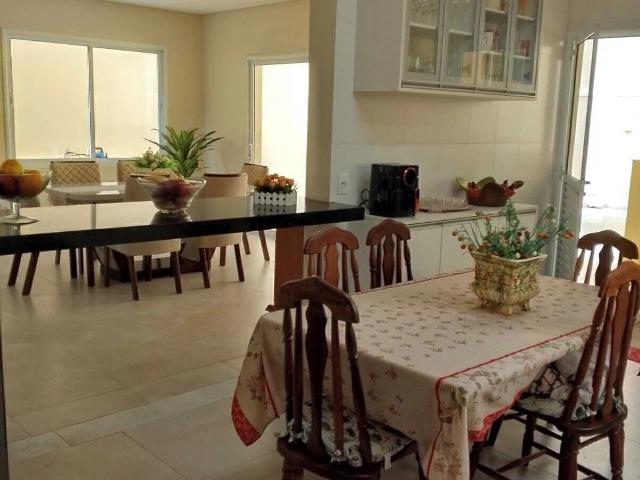 Casa / Sobrado para Locação em Valinhos/SP Jardim Lorena 3 Quartos