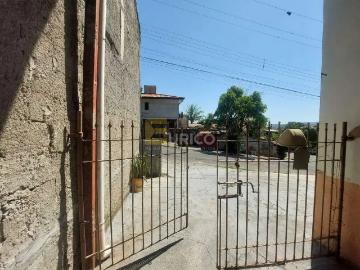 Casa / Sobrado para Locação em Valinhos/SP Jardim Maracanã 1 Quartos