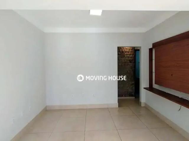 Casa / Sobrado para Locação em Valinhos/SP Jardim Santana 2 Quartos