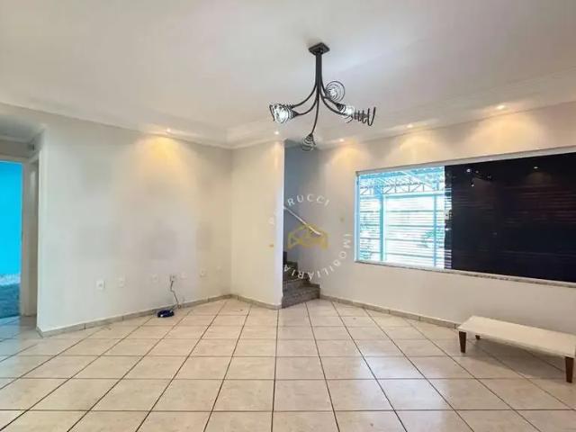 Casa / Sobrado para Locação em Valinhos/SP Loteamento Residencial Ana Carolina 4 Quartos