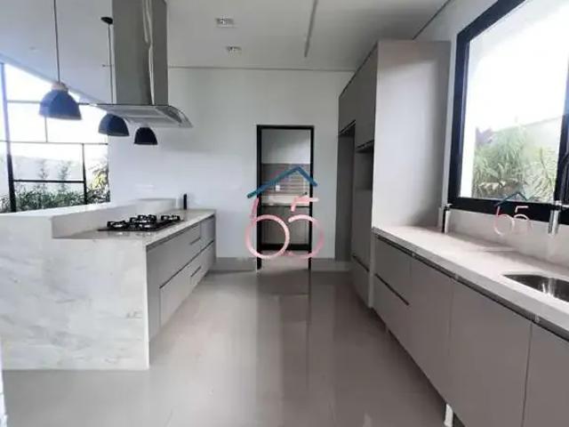 Casa / Sobrado para Locação em Várzea Grande/MT Mirante do Pary 3 Quartos