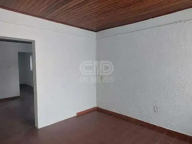 Casa / Sobrado para Locação em Várzea Grande/MT Centro Norte 2 Quartos