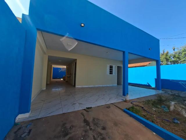Casa / Sobrado para Locação em Várzea Grande/MT Jardim dos Estados 2 Quartos