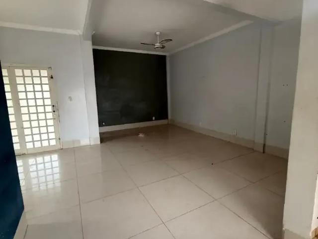 Casa / Sobrado para Locação em Várzea Grande/MT Jardim Novo Horizonte 4 Quartos