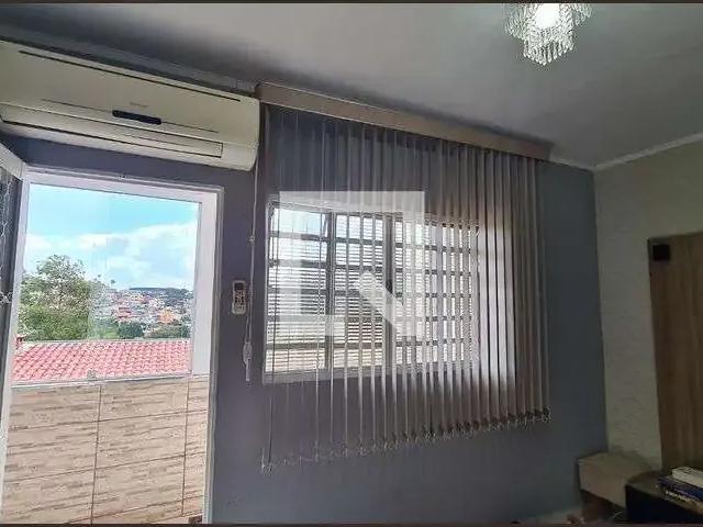 Casa / Sobrado para Locação em Várzea Paulista/SP Jardim Mirante 2 Quartos