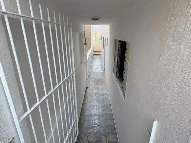 Casa / Sobrado para Locação em Várzea Paulista/SP Jardim das Palmeiras 1 Quartos