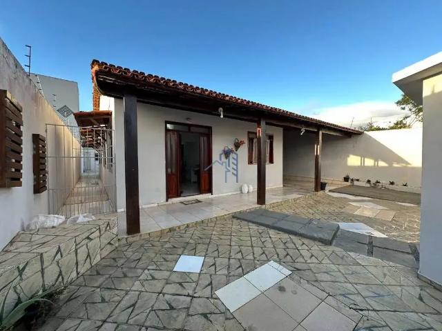 Casa / Sobrado para Locação em Vitória da Conquista/BA Alto Maron 3 Quartos
