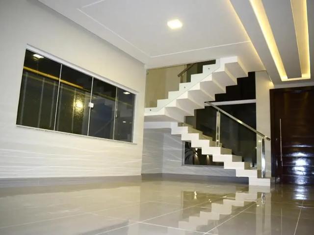 Casa / Sobrado para Locação em Vitória da Conquista/BA Candeias 3 Quartos