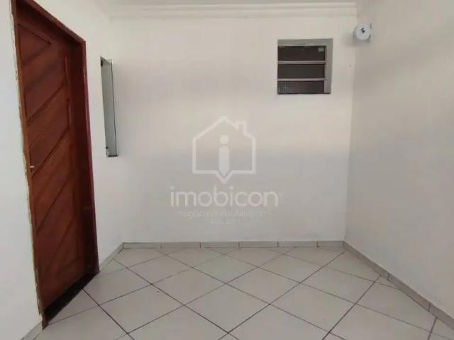 Casa / Sobrado para Locação em Vitória da Conquista/BA Centro 2 Quartos