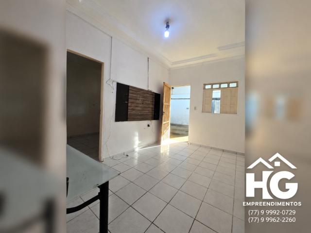 Casa / Sobrado para Locação em Vitória da Conquista/BA Espírito Santo 2 Quartos