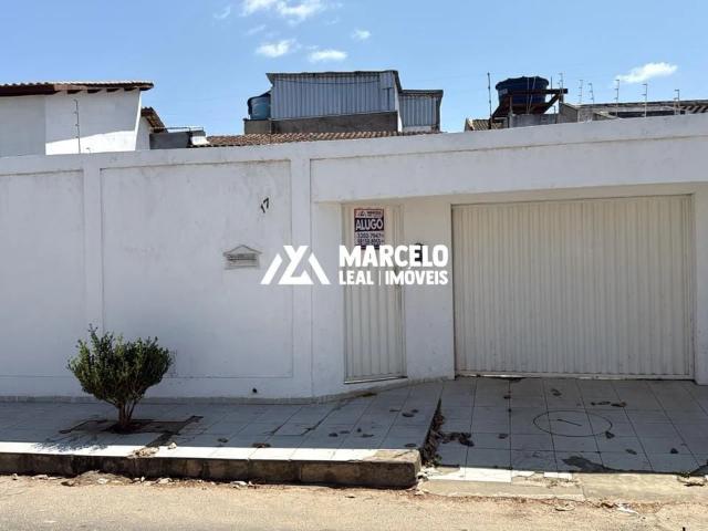 Casa / Sobrado para Locação em Vitória da Conquista/BA Felícia 3 Quartos