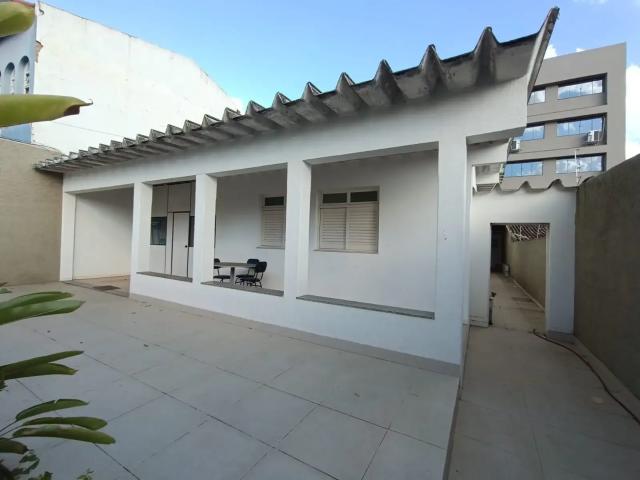 Casa / Sobrado para Locação em Vitória da Conquista/BA Recreio
