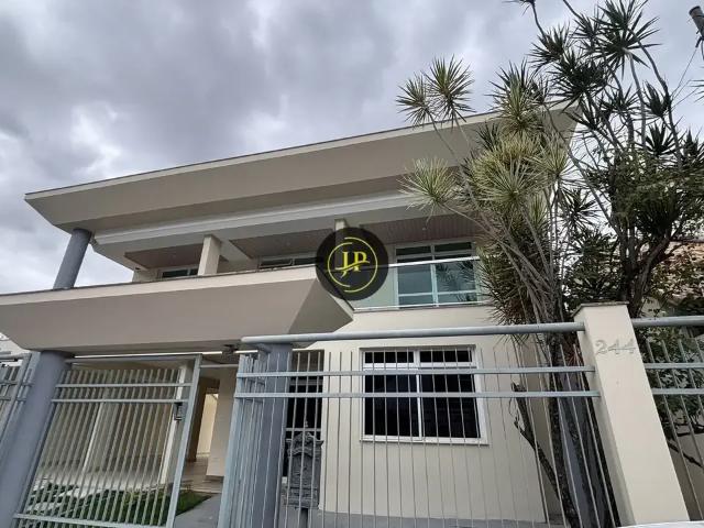 Casa / Sobrado para Locação em Vitória/ES Mata da Praia 4 Quartos