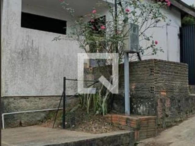 Casa / Sobrado para Locação em Viamão/RS Tarumã 2 Quartos