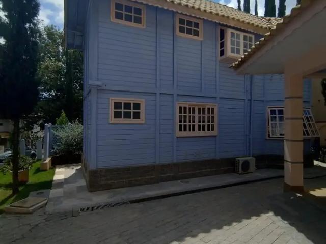 Casa / Sobrado para Locação em Vinhedo/SP Bosque 3 Quartos