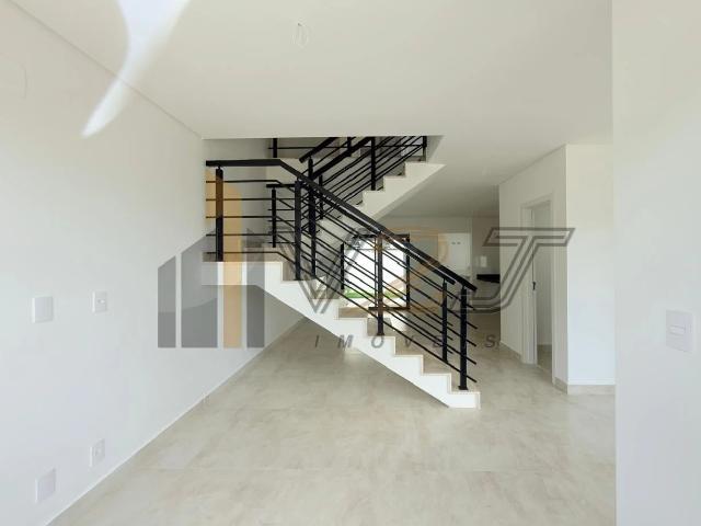Casa / Sobrado para Locação em Vinhedo/SP Cachoeira 3 Quartos