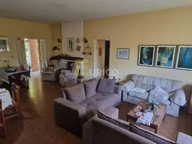 Casa / Sobrado para Locação em Vinhedo/SP Centro 4 Quartos