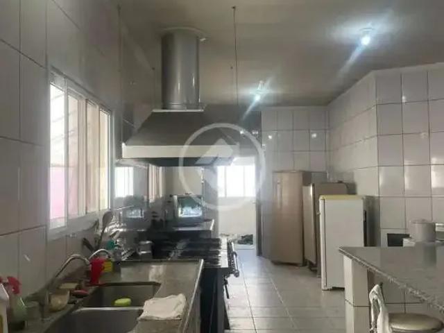 Casa / Sobrado para Locação em Vinhedo/SP Centro 5 Quartos