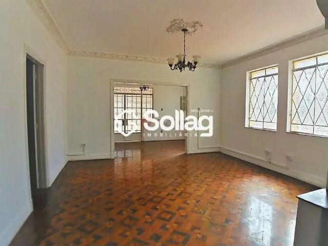 Casa / Sobrado para Locação em Vinhedo/SP Centro 5 Quartos