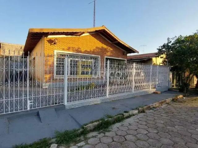 Casa / Sobrado para Locação em Vinhedo/SP Centro 2 Quartos