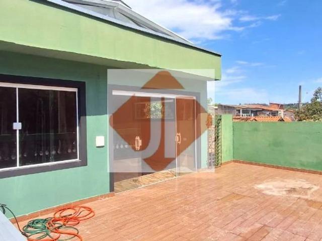 Casa / Sobrado para Locação em Vinhedo/SP Centro 2 Quartos