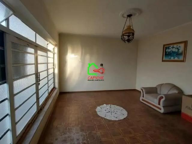 Casa / Sobrado para Locação em Vinhedo/SP Centro 2 Quartos