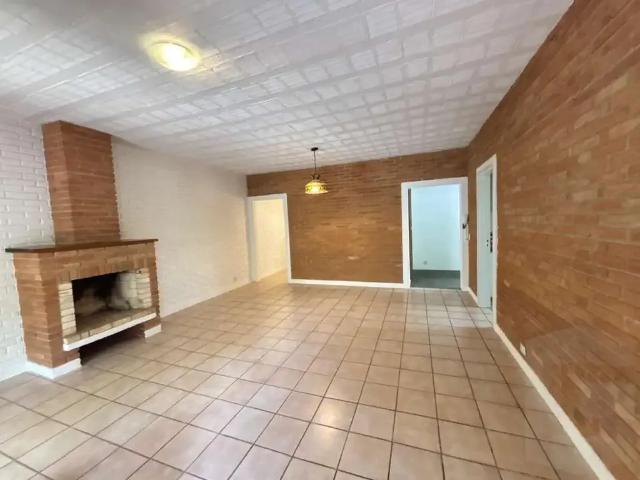 Casa / Sobrado para Locação em Vinhedo/SP Centro 3 Quartos
