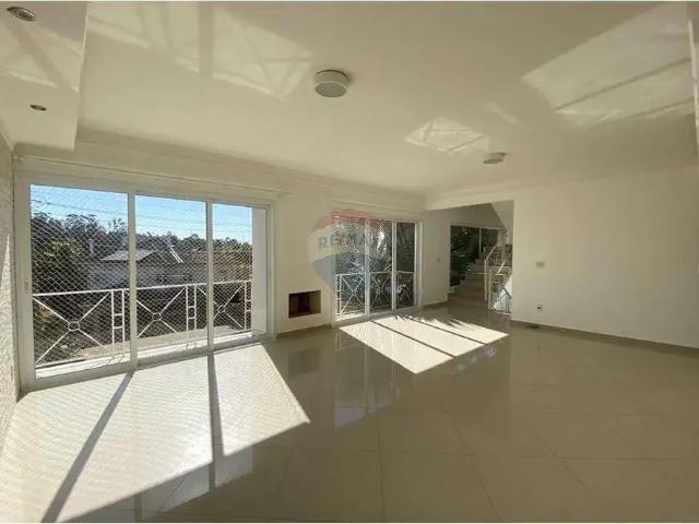 Casa / Sobrado para Locação em Vinhedo/SP Vista Alegre 4 Quartos