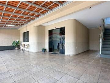 Centro de Taguatinga - Varanda, Garagem