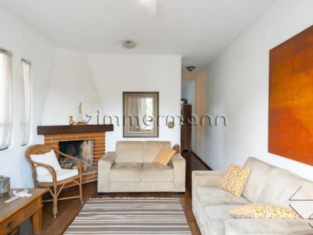CASA SOBRADO VILA MADALENA 3 DORMITÓRIOS