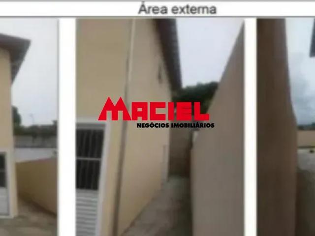 CASA SOBRADO VILLAGIO COM 2 DORMITÓRIOS E 2 VAGAS DE GARAGEM