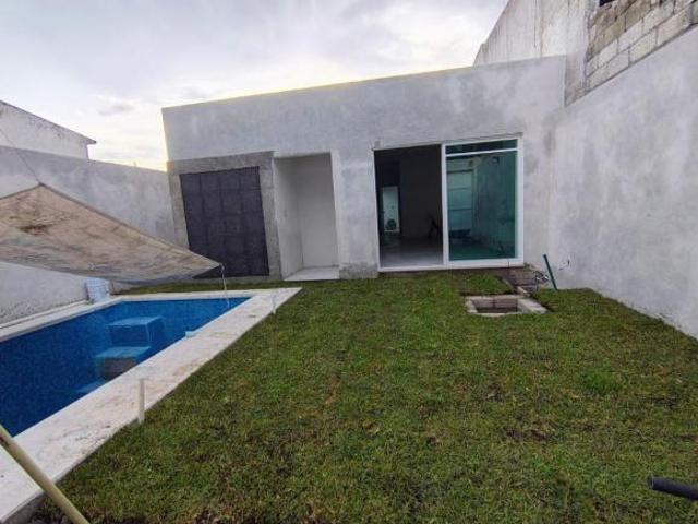 Casa Sola con Alberca aplica todos los creditos