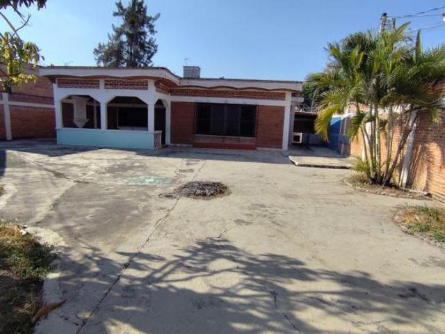 CASA SOLA DE UN NIVEL CON ESCRITURA EN YAUTEPEC