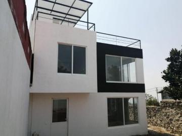 Casa Sola en Ocotepec Cuernavaca MAZ 2390 Cs