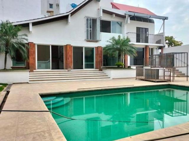 Casa Sola en Maravillas Cuernavaca MAZ 2186 Cs