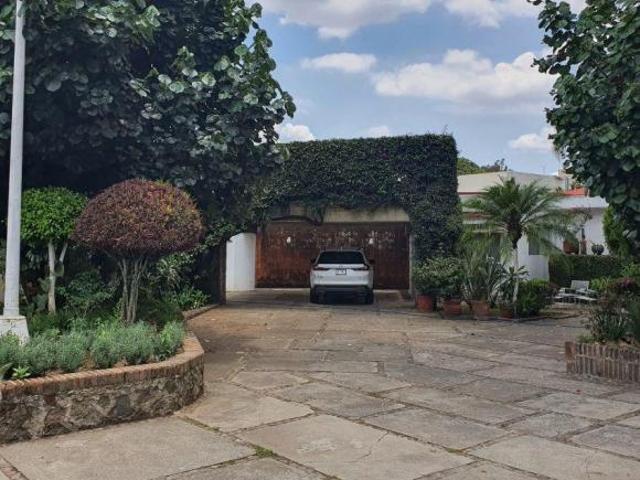 Casa Sola en Rancho Cortes Cuernavaca ARI 957 Cs