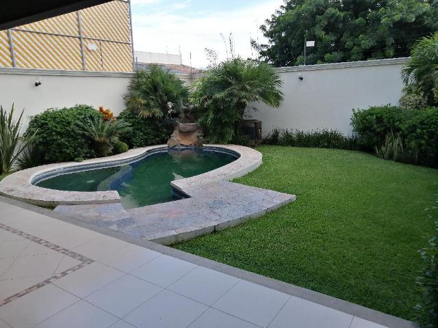 Casa sola en renta