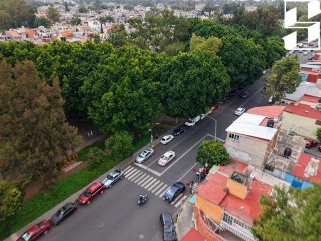 Casa sola en venta dentro de privada con vigilancia 24/7 | Coyoacán