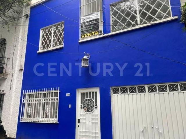 CASA SOLA EN VENTA EN COLONIA CONDESA