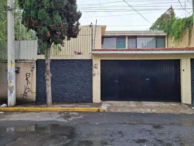 Casa sola en venta en Chimalli, Tlalpan