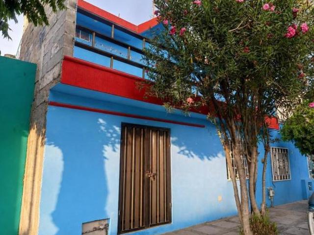 Casa sola en venta en Asturias, Saltillo, Coahuila