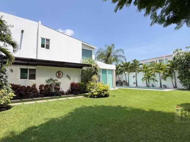 Casa sola en venta Fraccionamiento Casco Antiguo, Oaxtepec, Morelos…Clave 6277