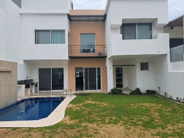 RENTA CASA SOLA RESIDENCIAL CORINTO, ESTRICTA VIGILANCIA, CASA CLUB