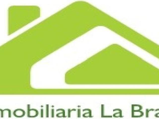 CASA SOLAR EN VENTA EN ZONA LA FERIA / EL RIEGO