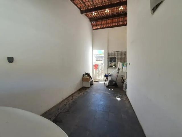 Casa solta para venda com piscina, 3 quartos, 1 suíte, 360m², garagem na pituba salvador ba