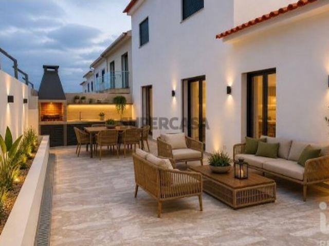 Casa T4 em Ericeira de 145,00 m²